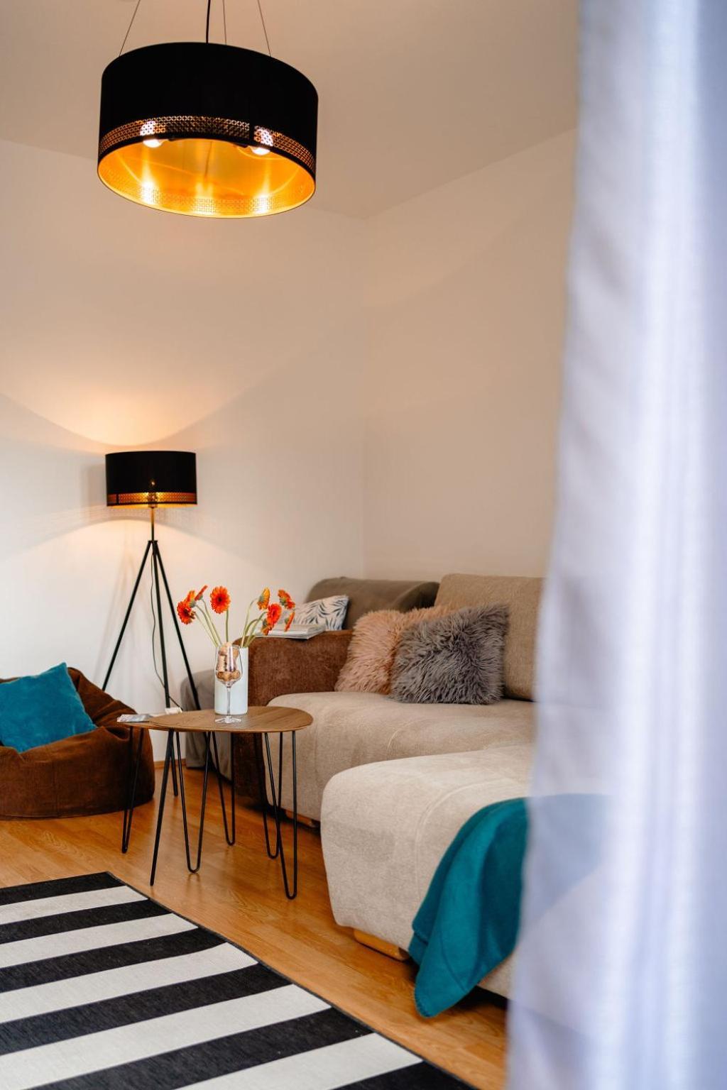 Bb21 Apartman Eger - City Centre מראה חיצוני תמונה
