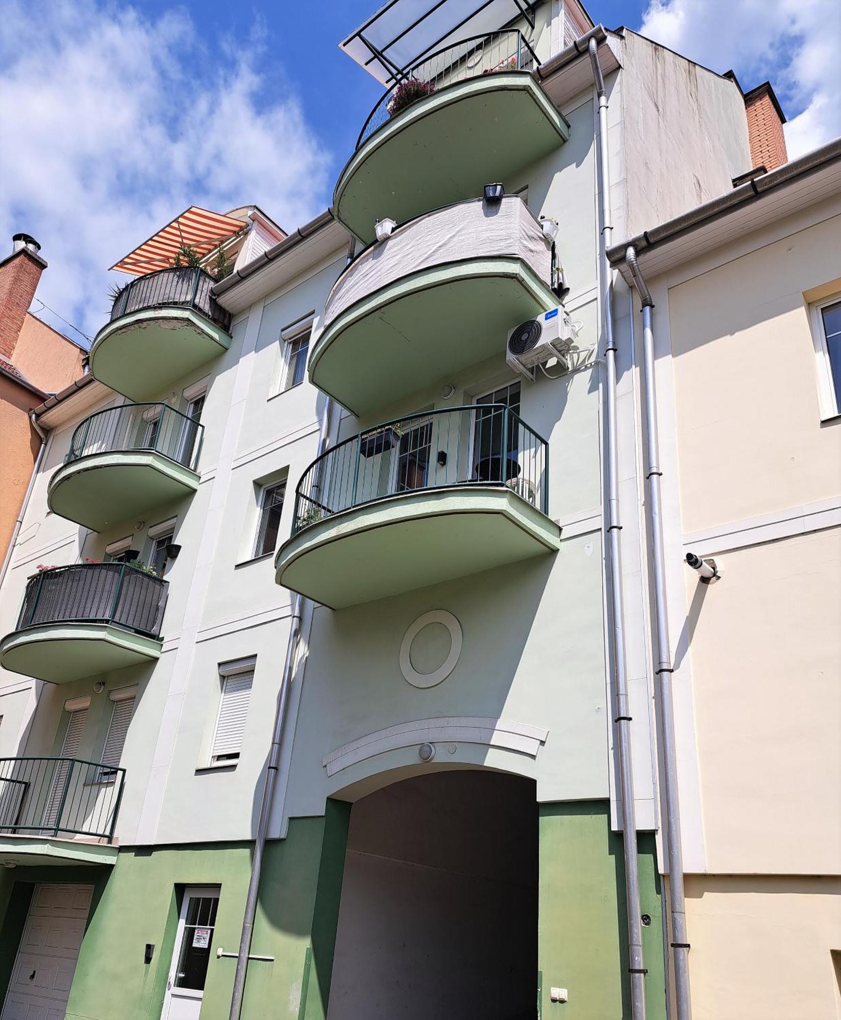Bb21 Apartman Eger - City Centre מראה חיצוני תמונה